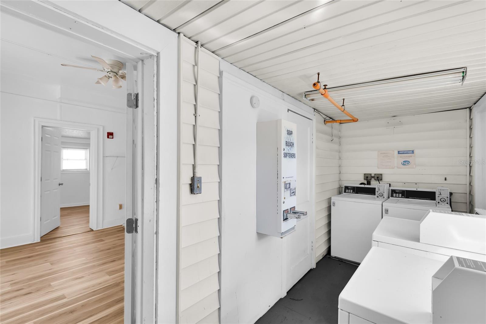 GRAPELAND TERRACE - Commercial Sale