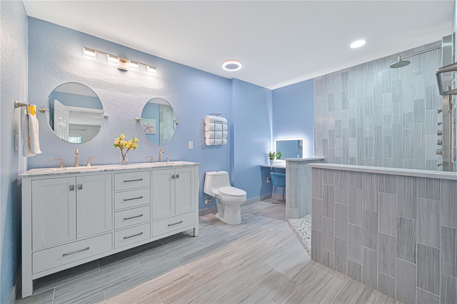 PUNTA GORDA ISLES SEC 16 - Residential