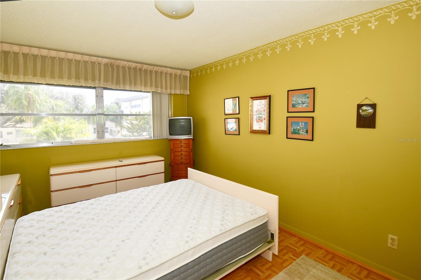 TYRONE GARDEN APTS CONDO - Residential