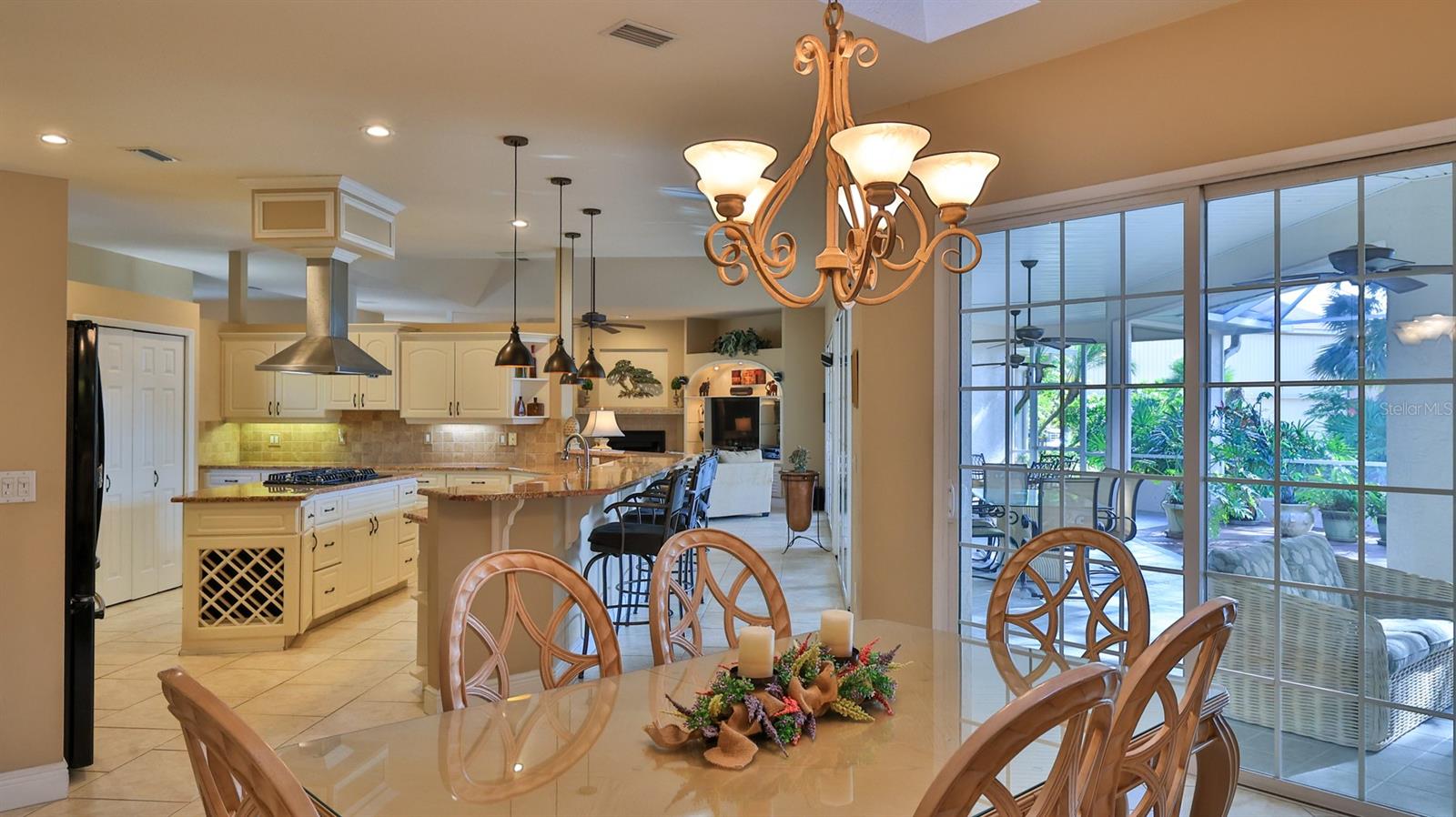 SPRUCE CREEK FLY IN - Residential