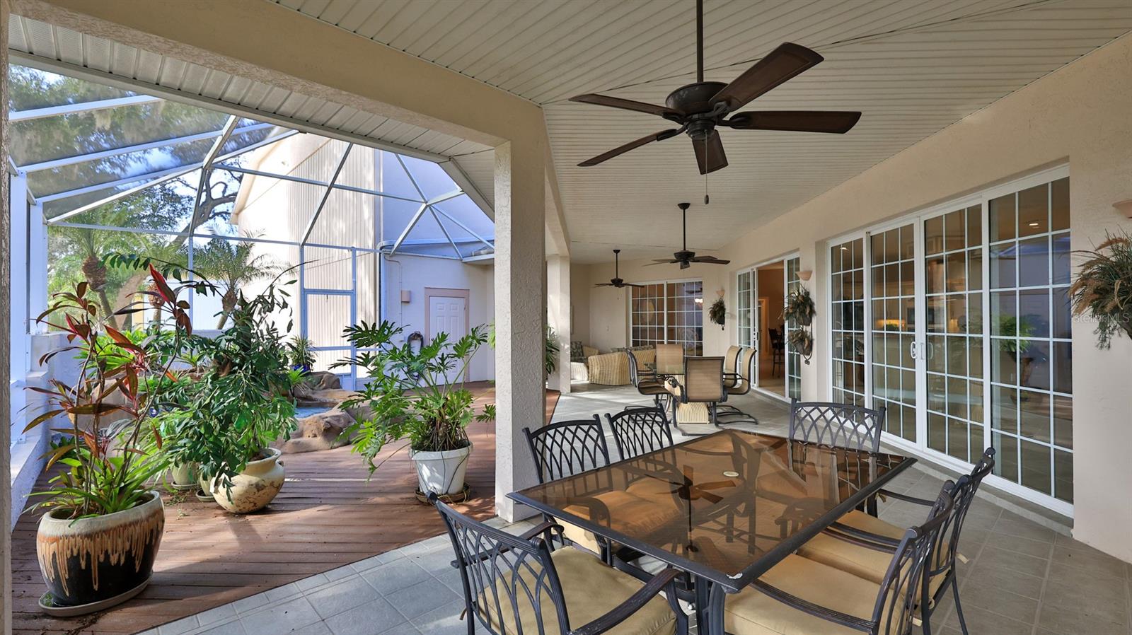 SPRUCE CREEK FLY IN - Residential