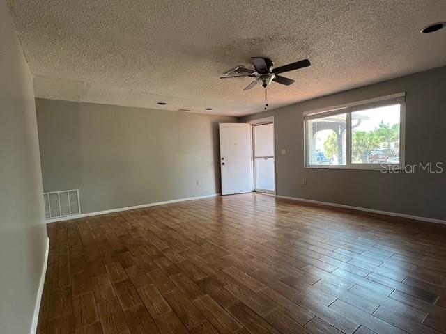 HILLANDALE - Residential