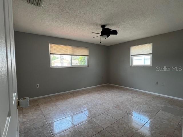 HILLANDALE - Residential