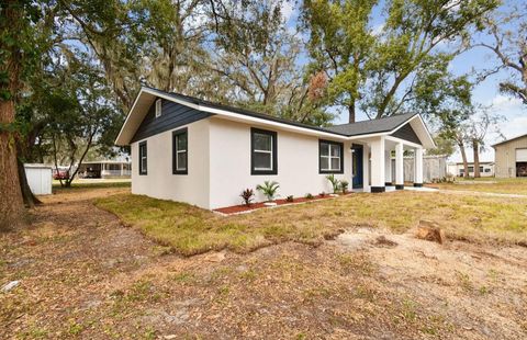 A home in ZEPHYRHILLS