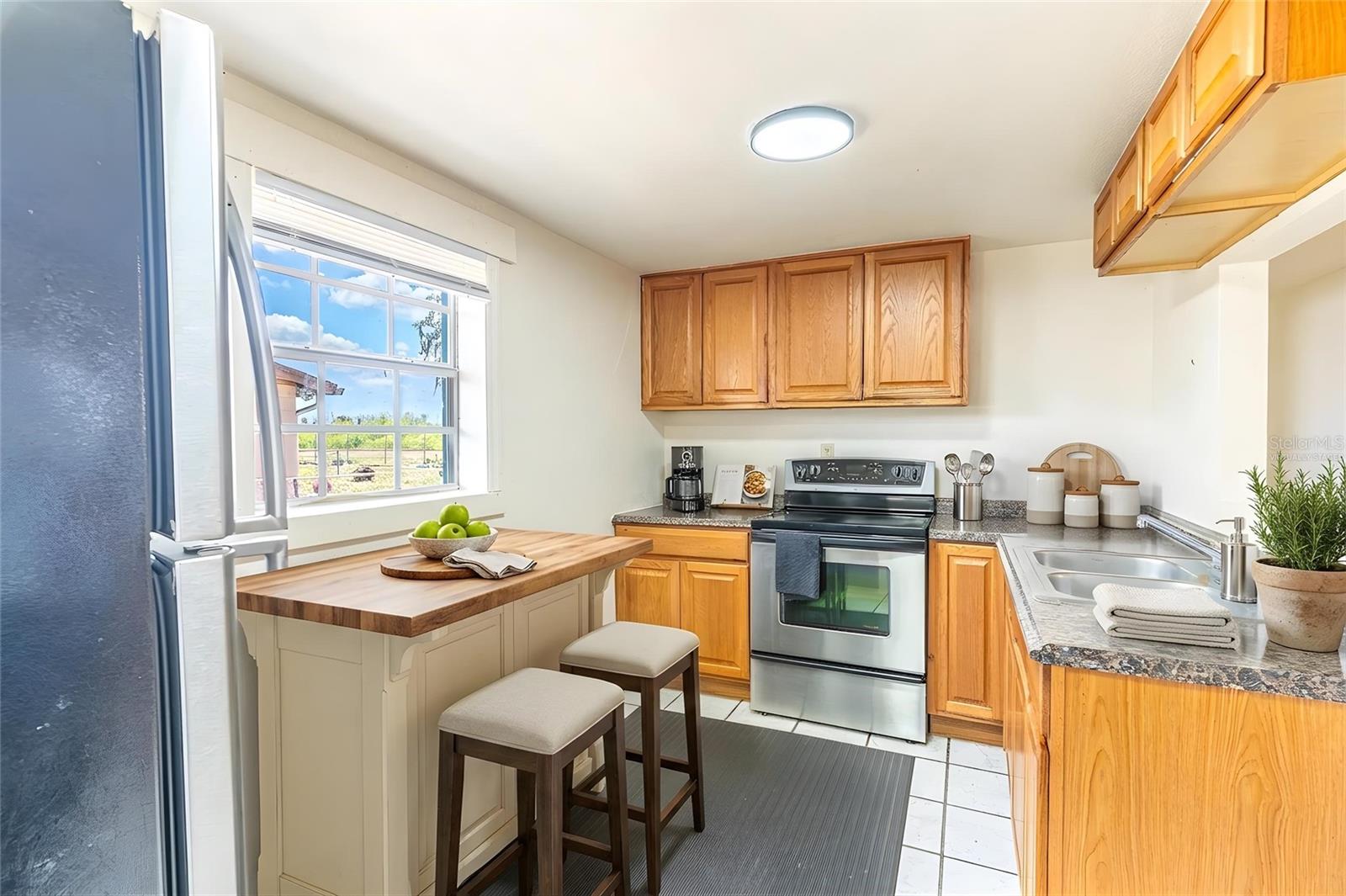 ACREAGE - Residential