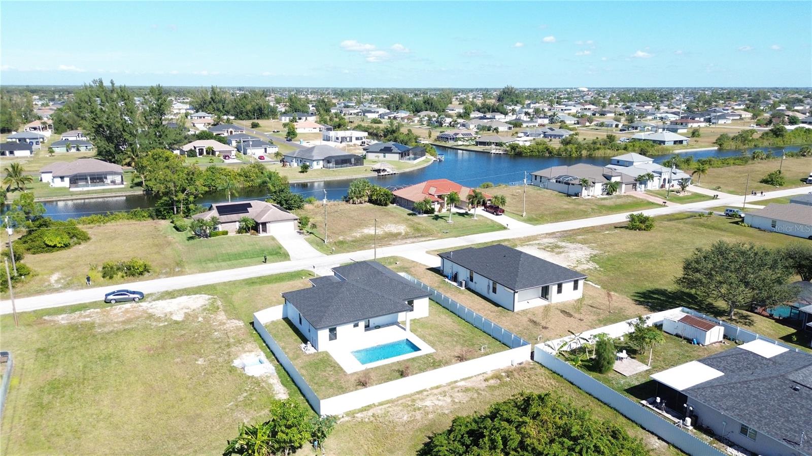 CAPE CORAL - Residential