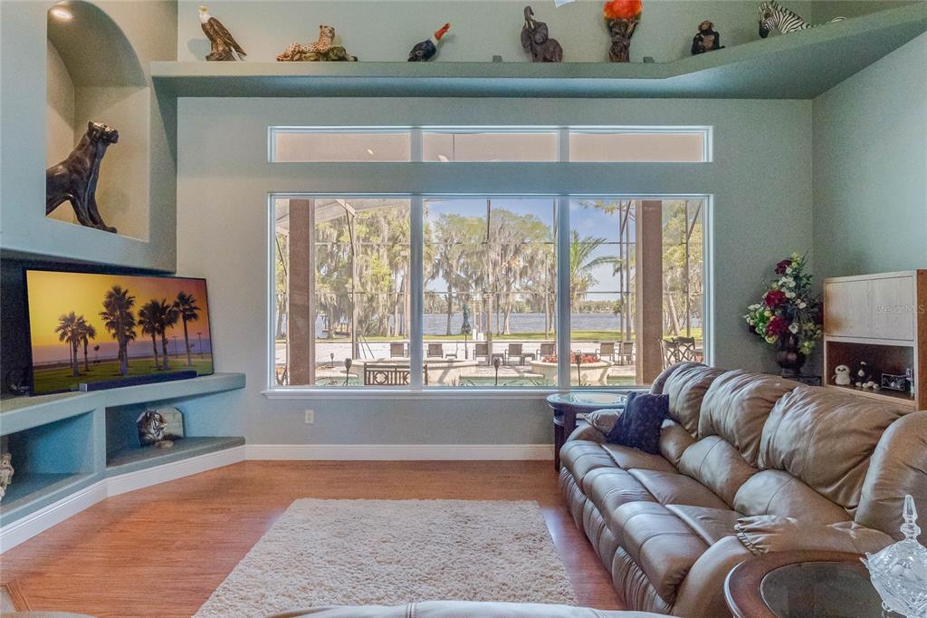 ACREAGE & UNREC - Residential