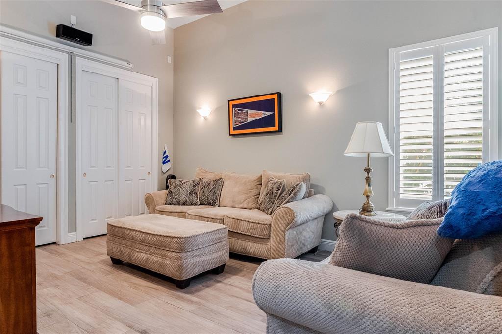 ACREAGE & UNREC - Residential