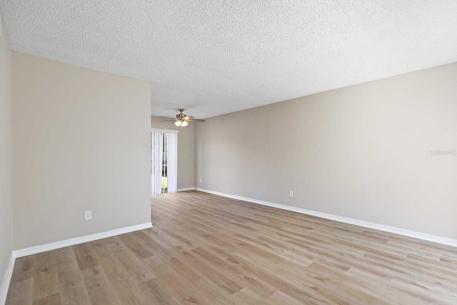 LAKEVIEW VILLAGE SEC K UNI - Residential Lease