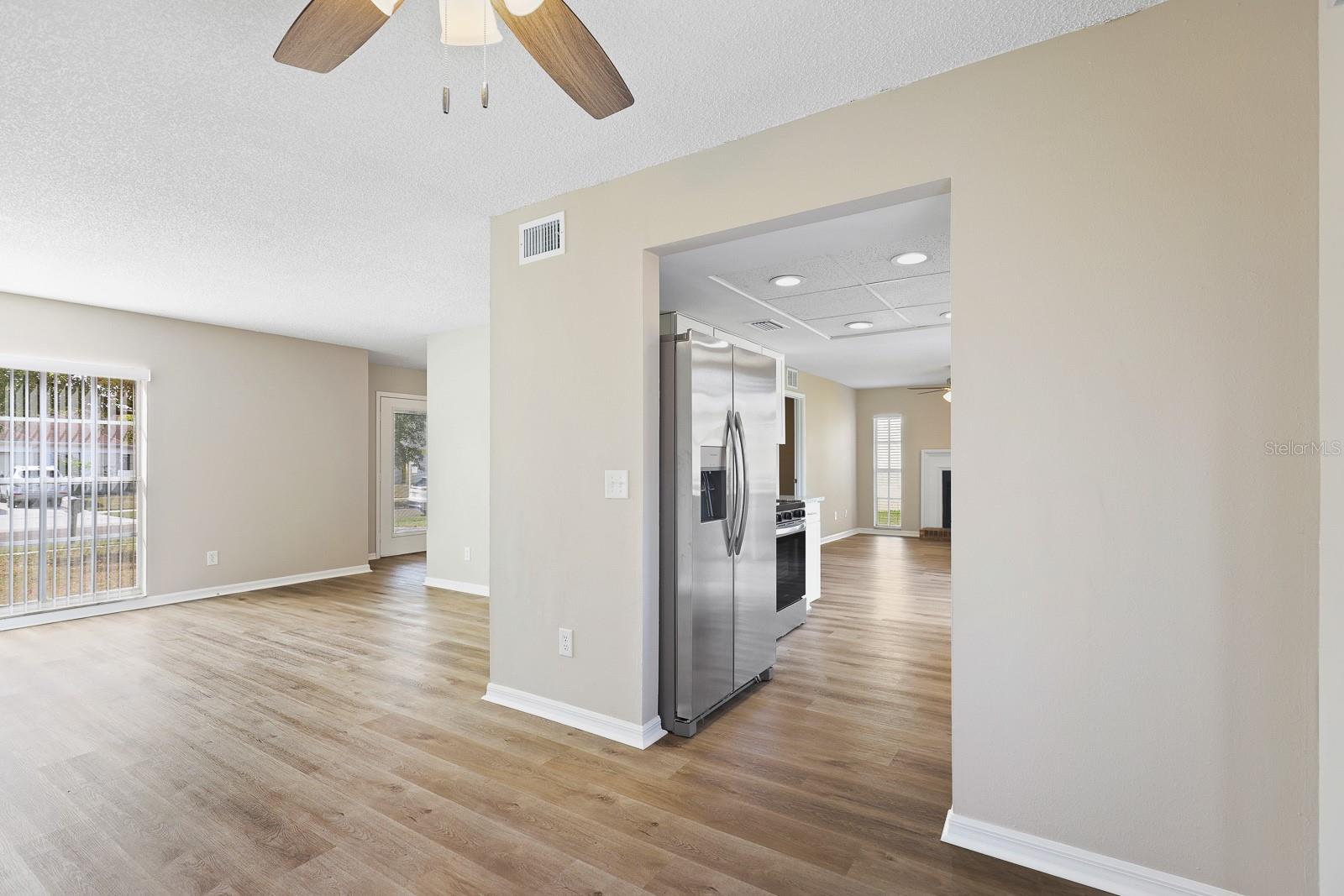 LAKEVIEW VILLAGE SEC K UNI - Residential Lease