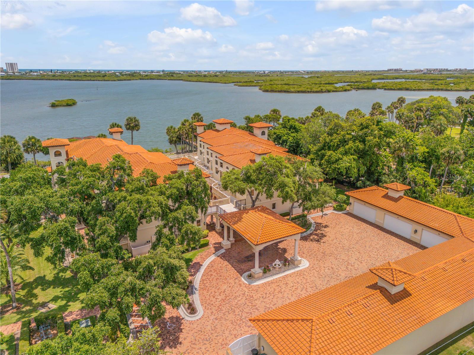 5090 RIVERSIDE DRIVE 105