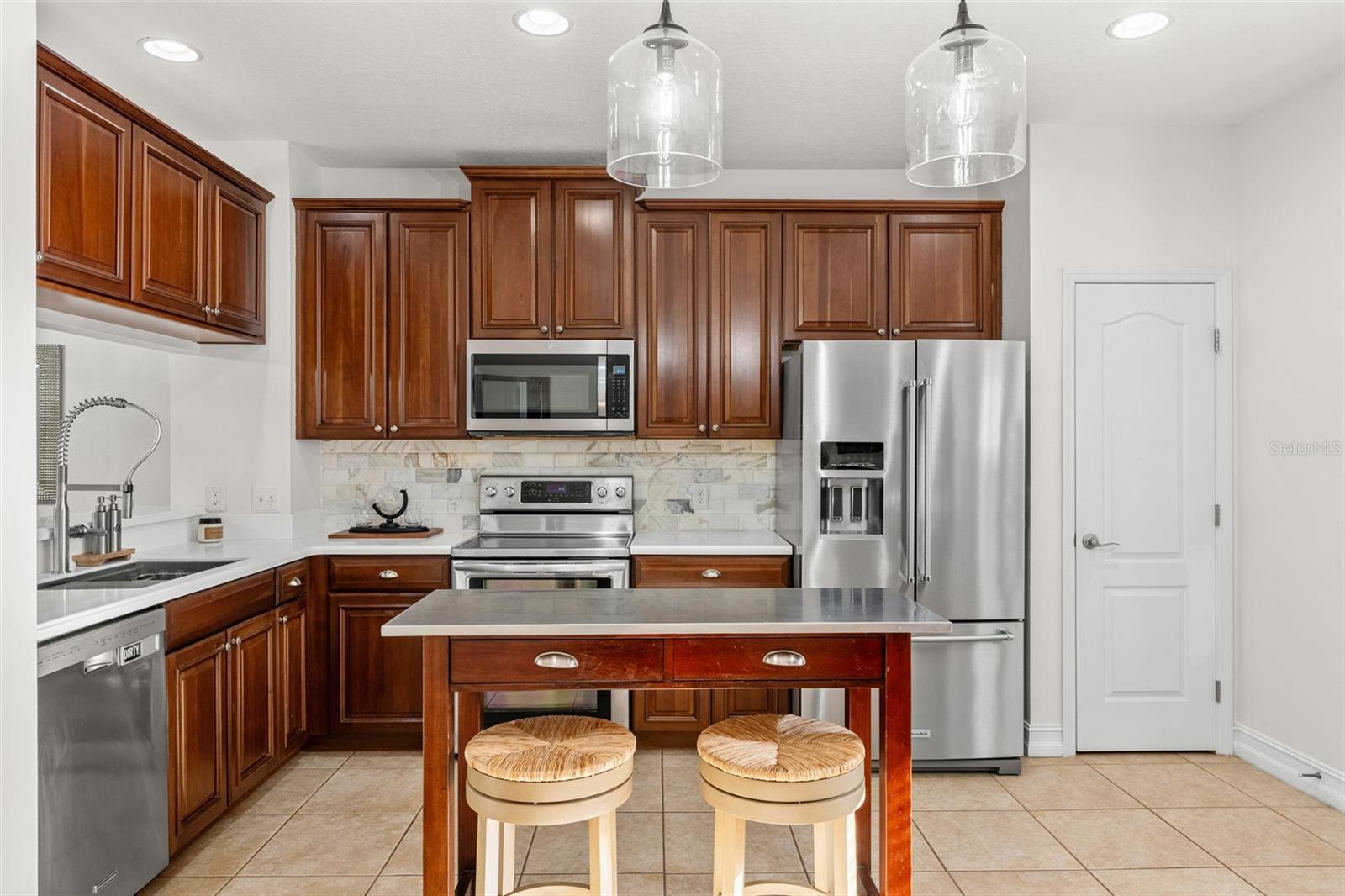 FOUNTAIN PARKE AT LAKE MARY - Residential