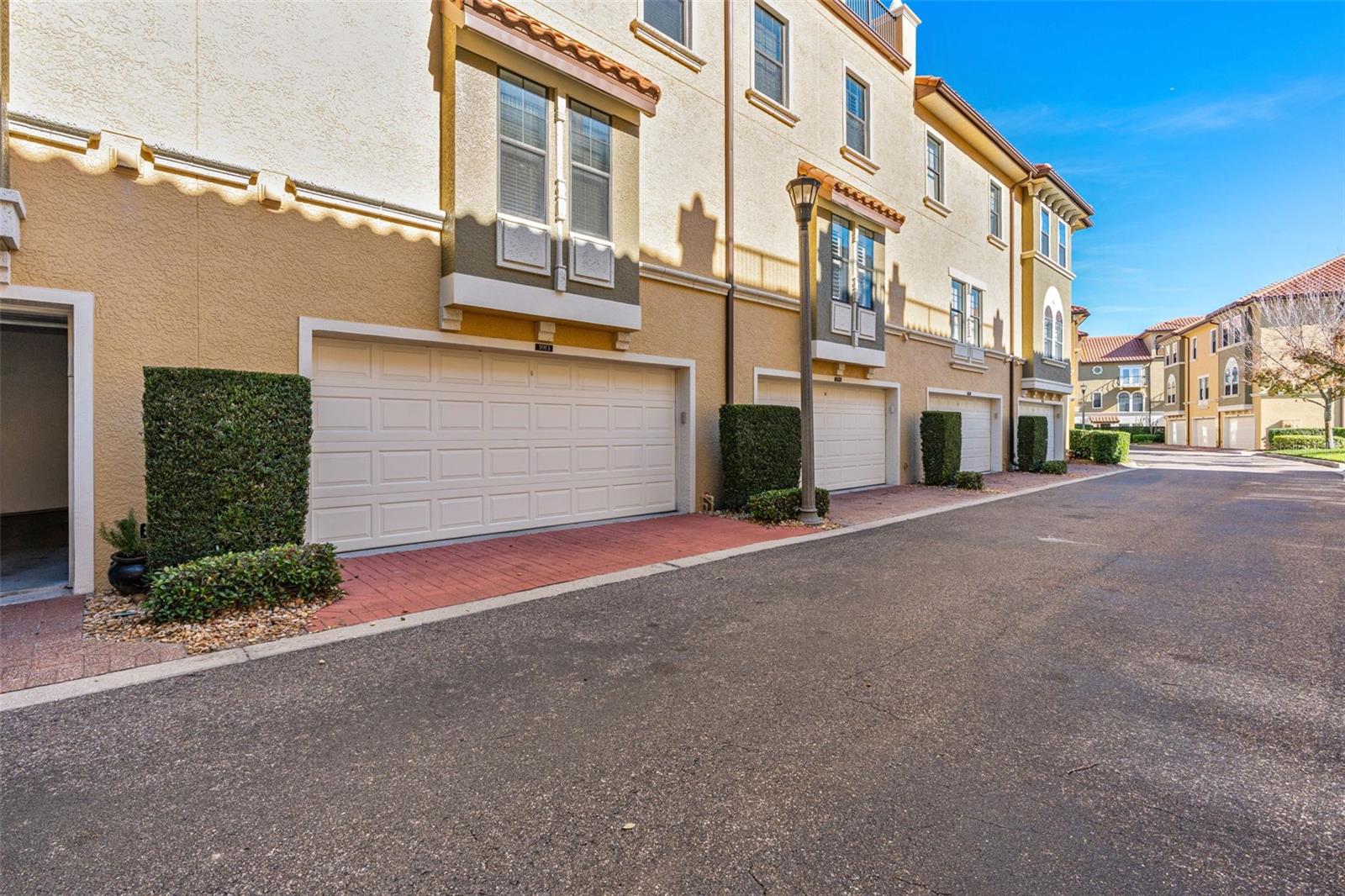 FOUNTAIN PARKE AT LAKE MARY - Residential