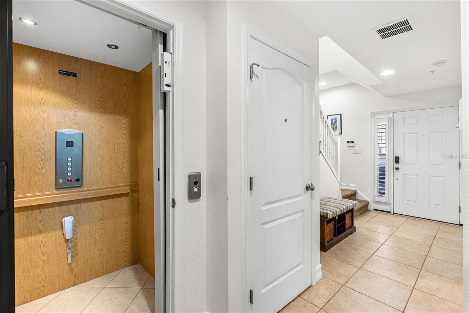 FOUNTAIN PARKE AT LAKE MARY - Residential