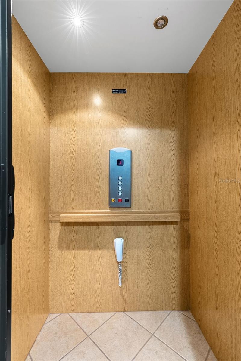 FOUNTAIN PARKE AT LAKE MARY - Residential