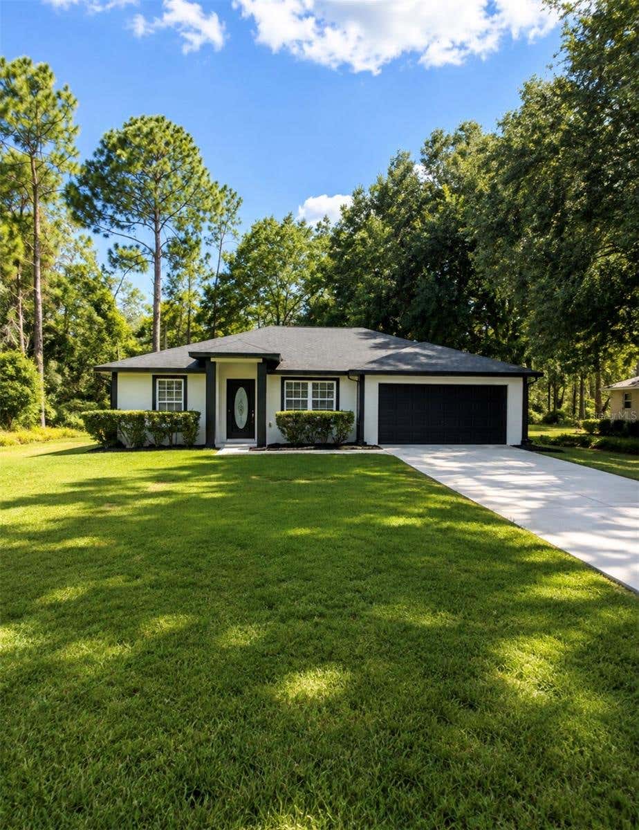 Photo of 28 Locust Drive, Ocala, FL 34472 (MLS # OM729642)