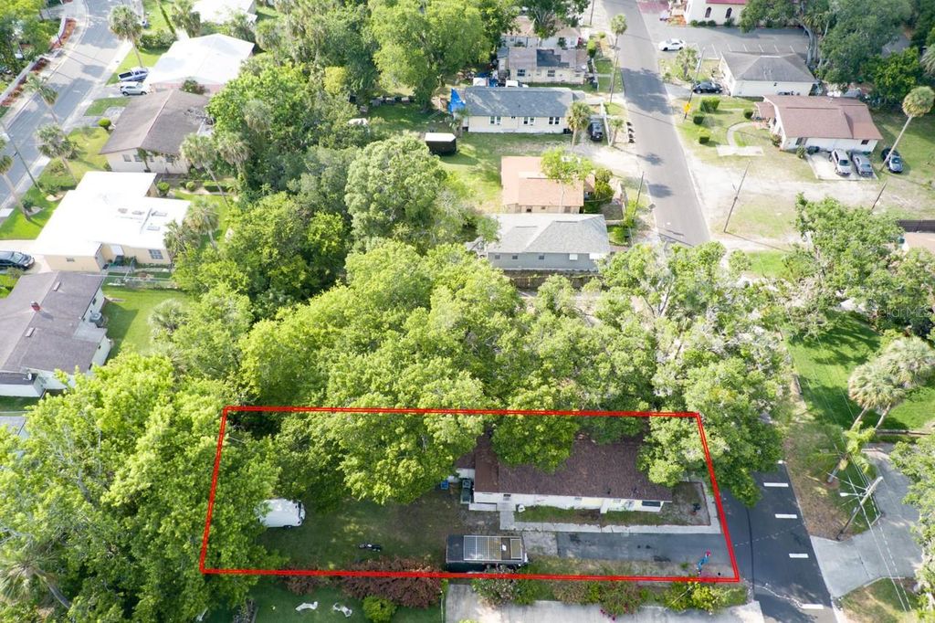 Photo of 326 Jefferson Street, Daytona Beach, FL 32114 (MLS # V4944394)