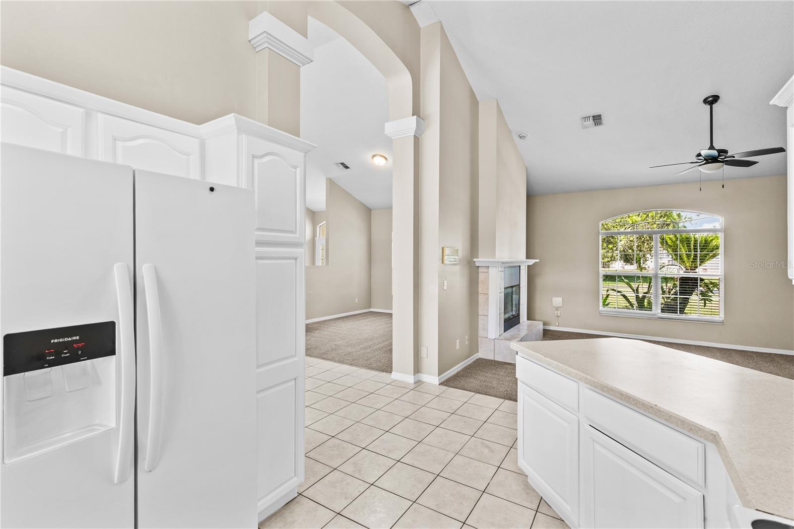 5669 MERLIN WAY