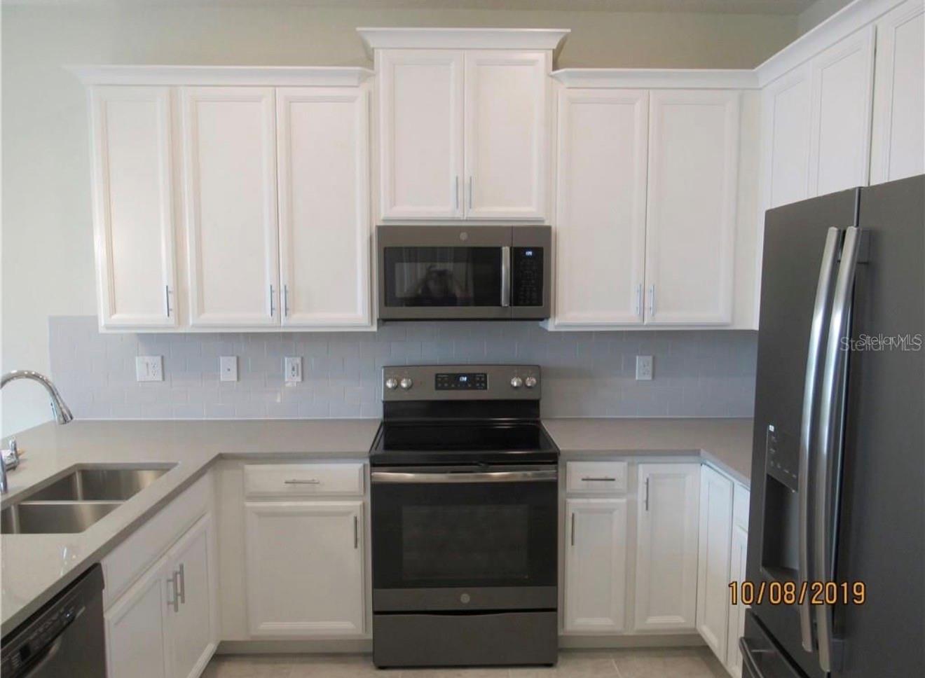 STOREY LAKE - Residential Lease