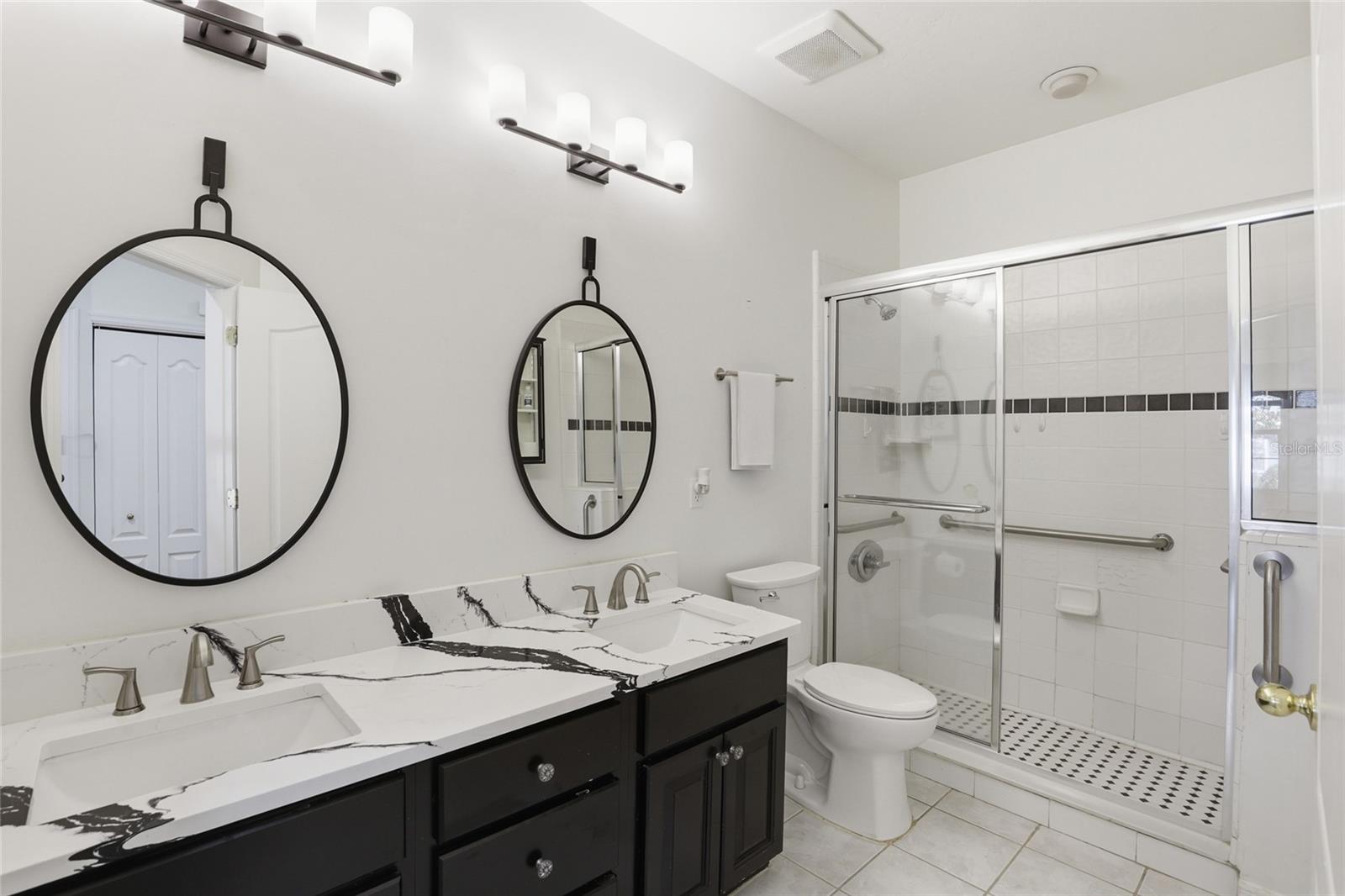 CHELSEA LANE - Residential