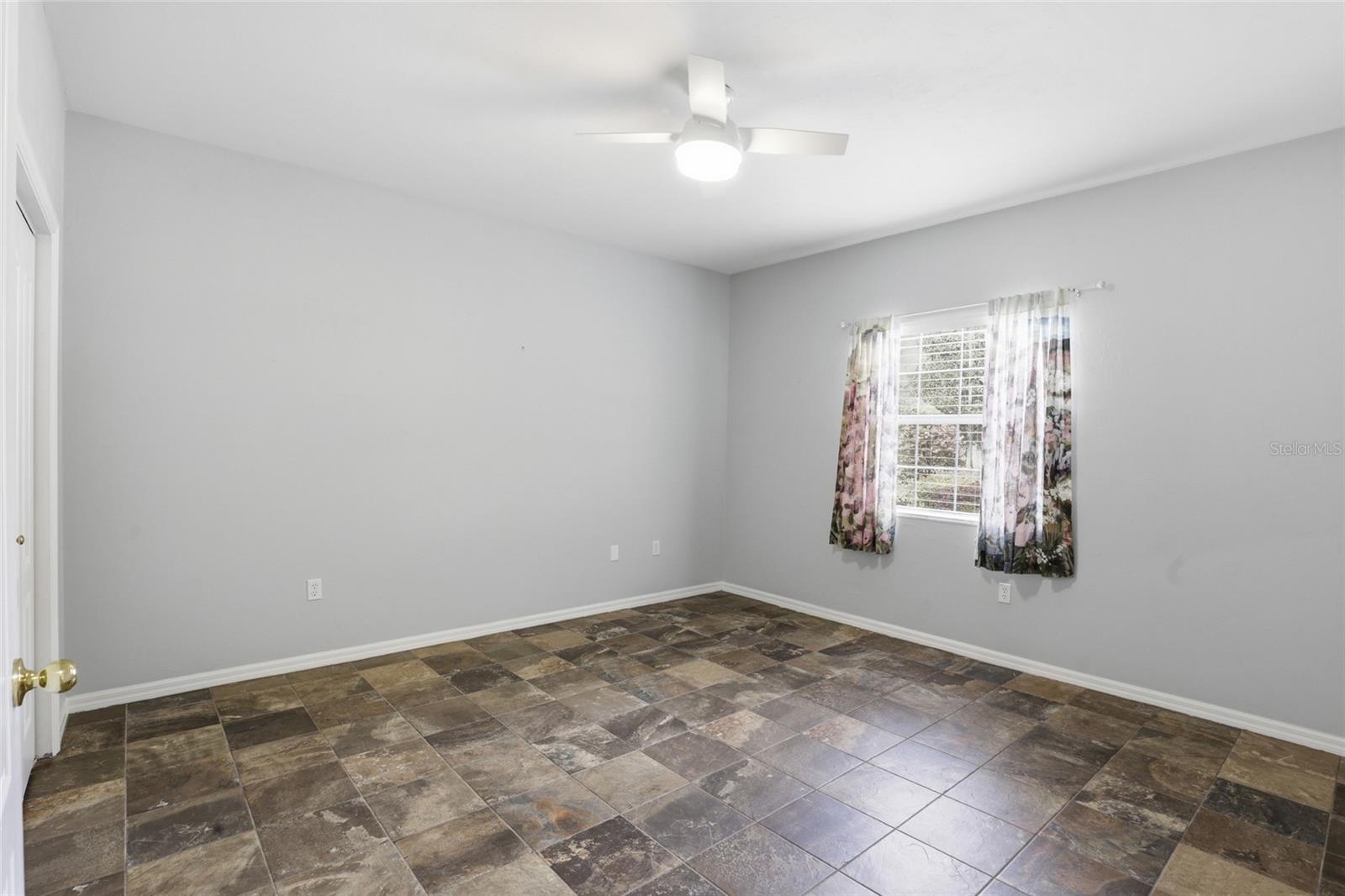 CHELSEA LANE - Residential