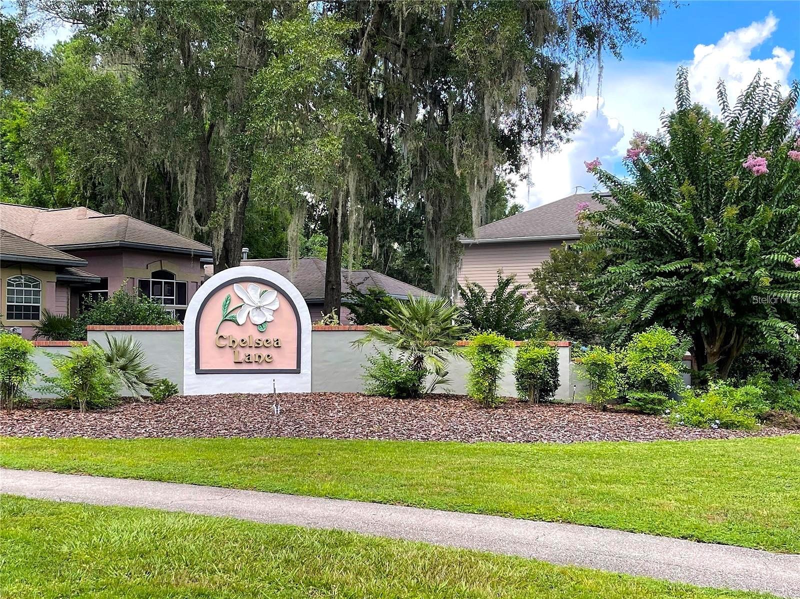 CHELSEA LANE - Residential