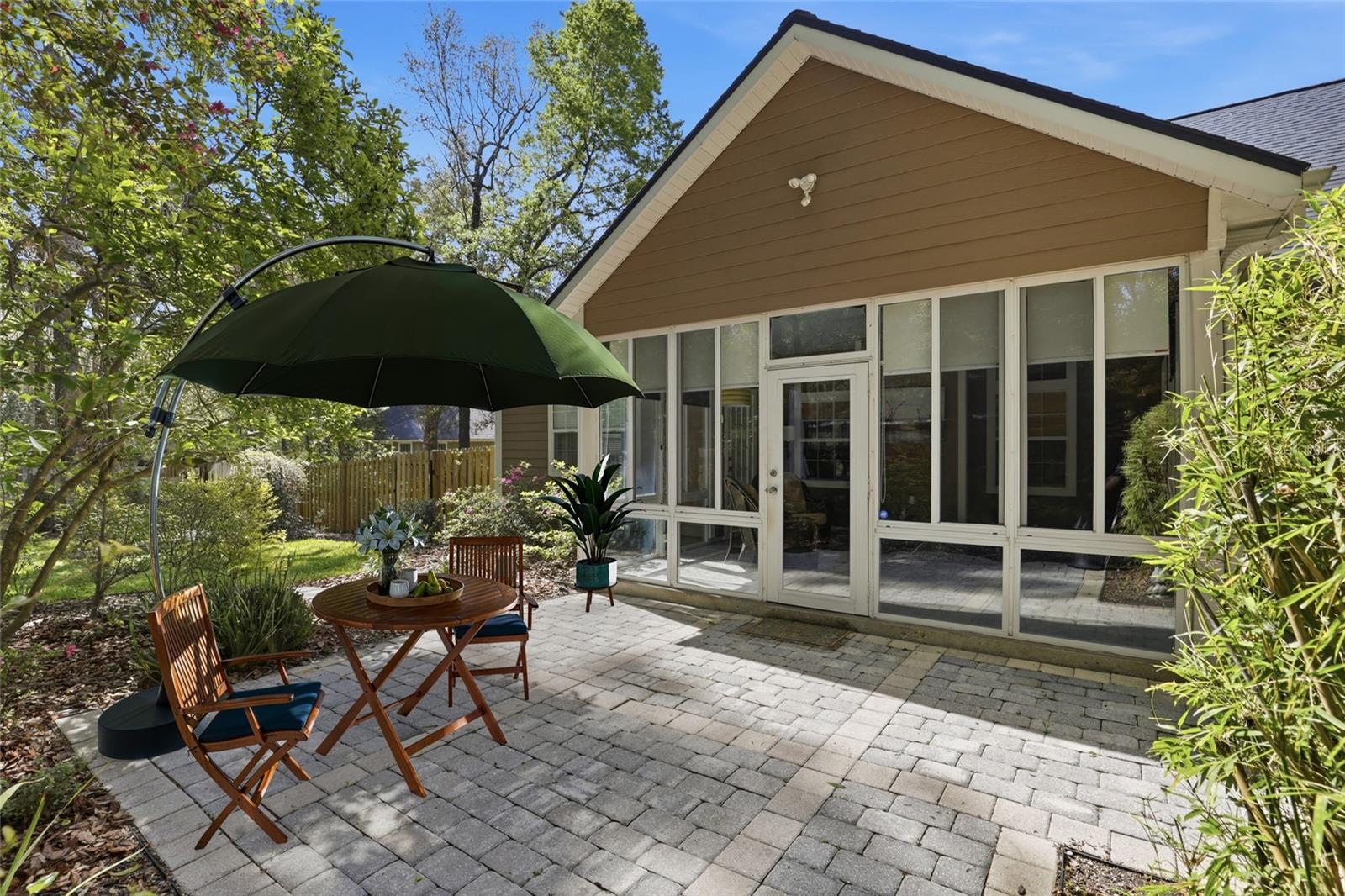 CHELSEA LANE - Residential