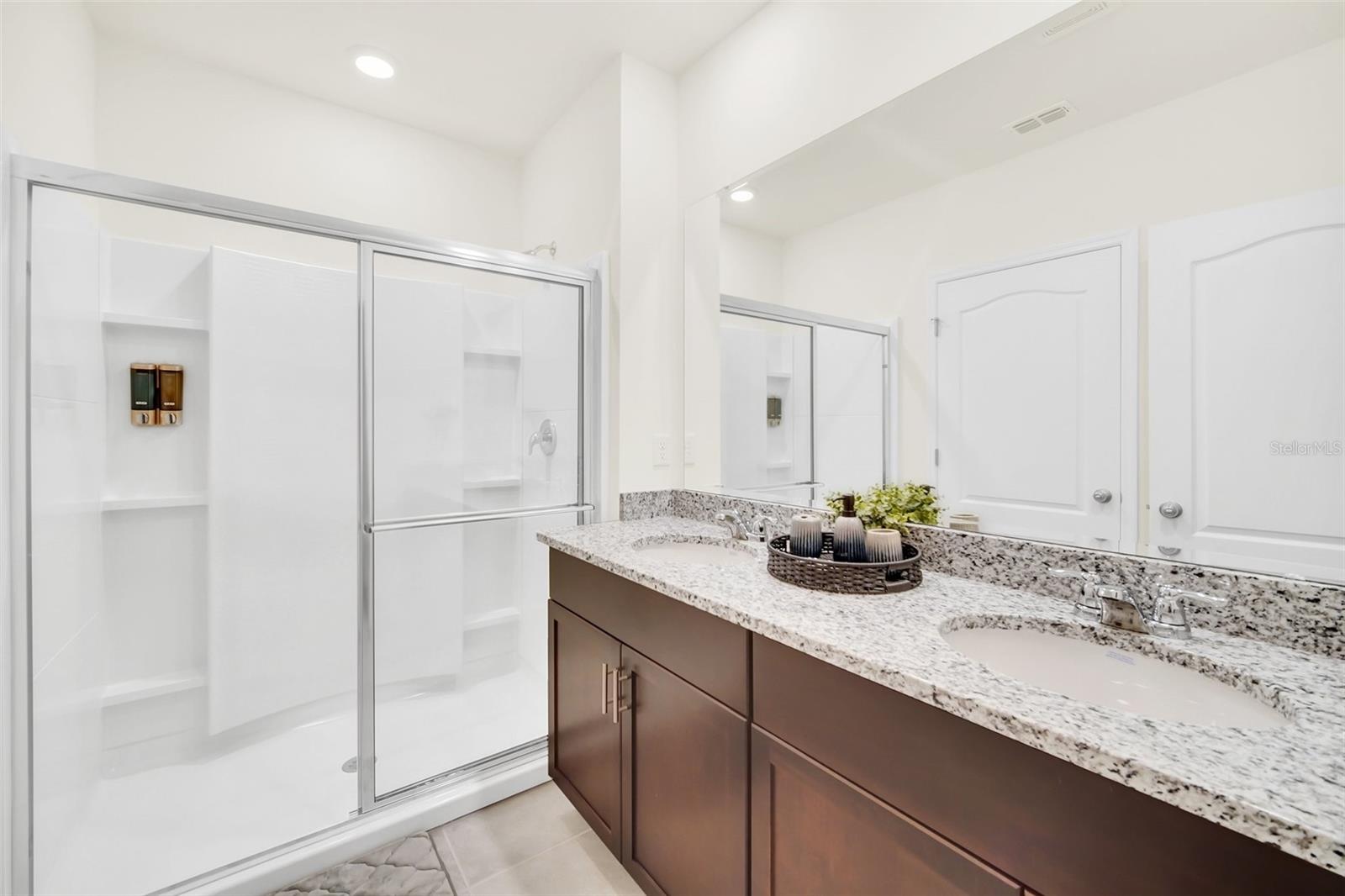 SOLTERRA PH 2D - Residential