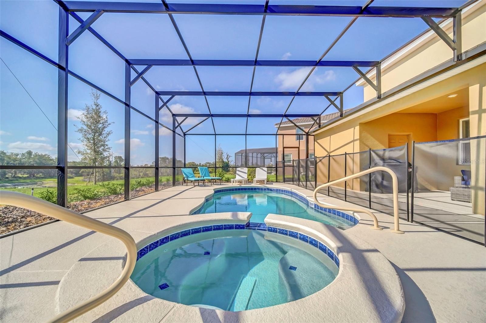 SOLTERRA PH 2D - Residential