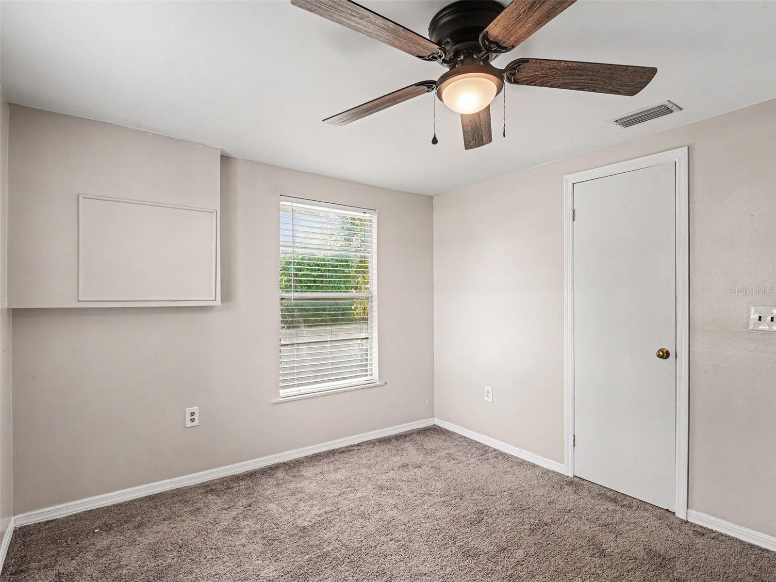 MCCOLLUMS LAKE - Residential