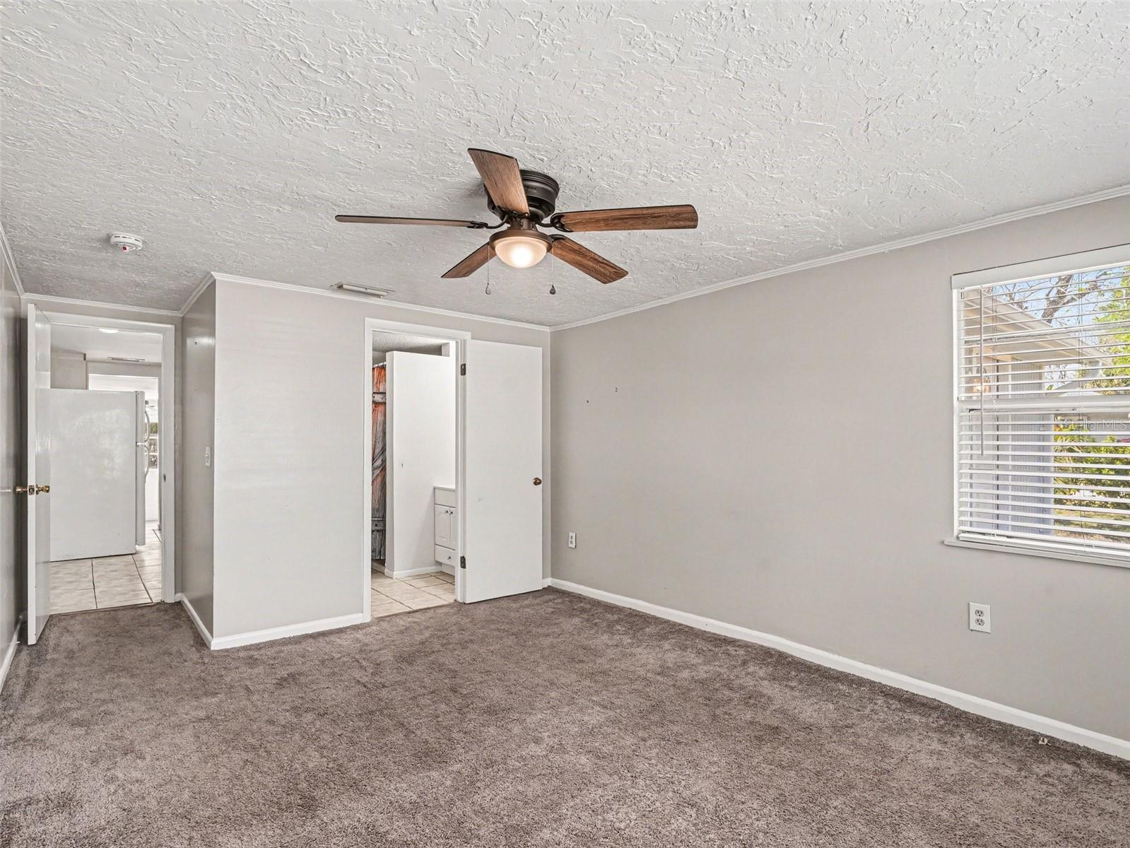 MCCOLLUMS LAKE - Residential