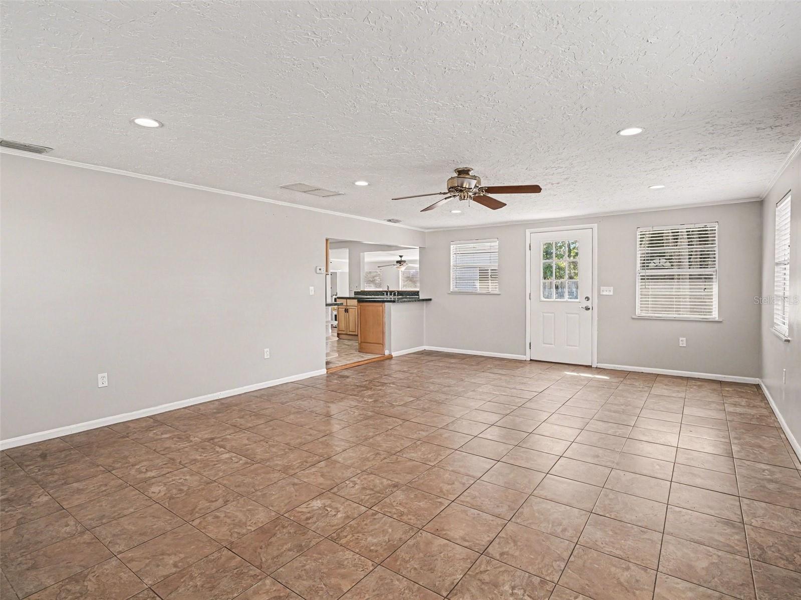 MCCOLLUMS LAKE - Residential