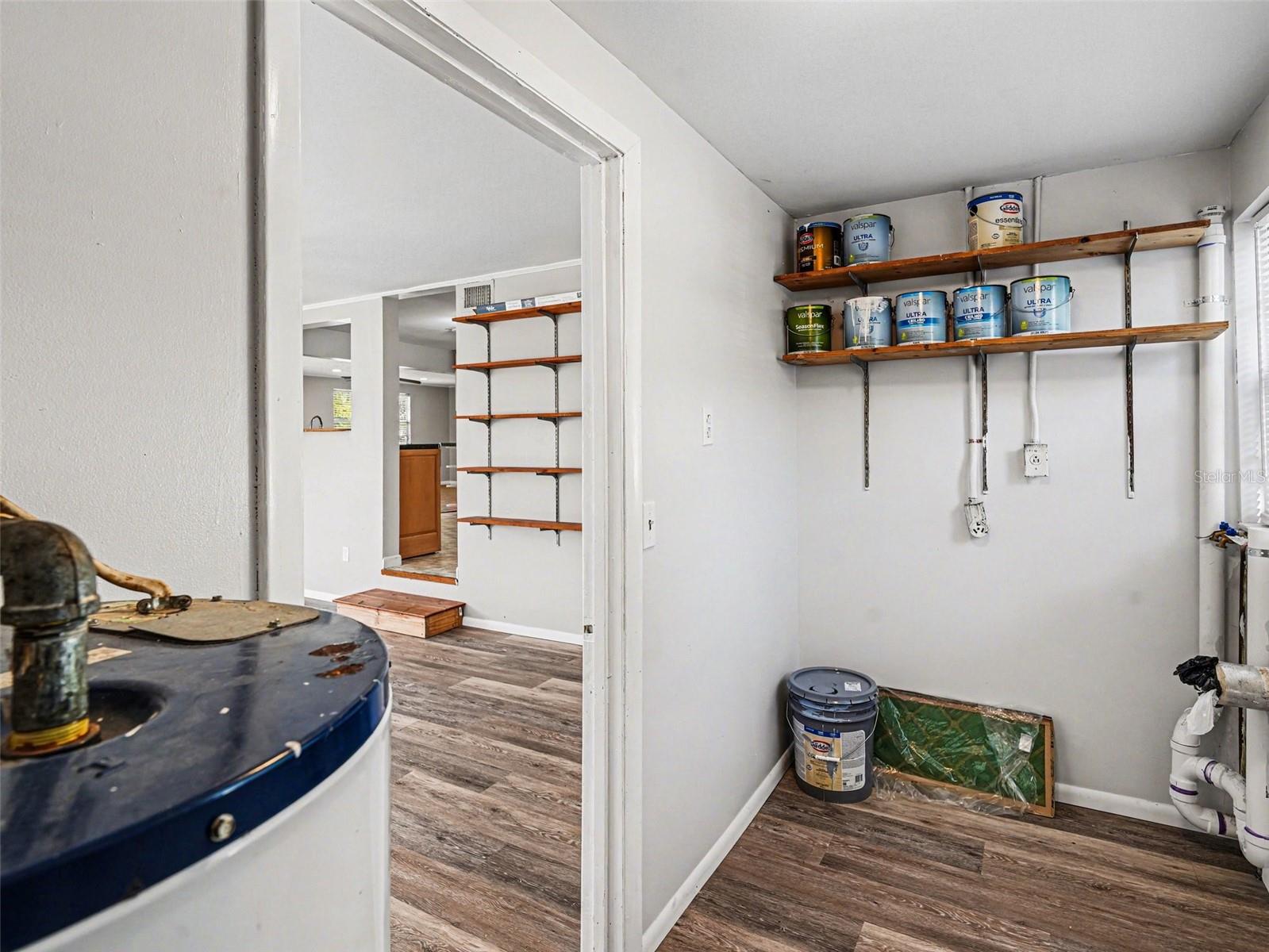 MCCOLLUMS LAKE - Residential