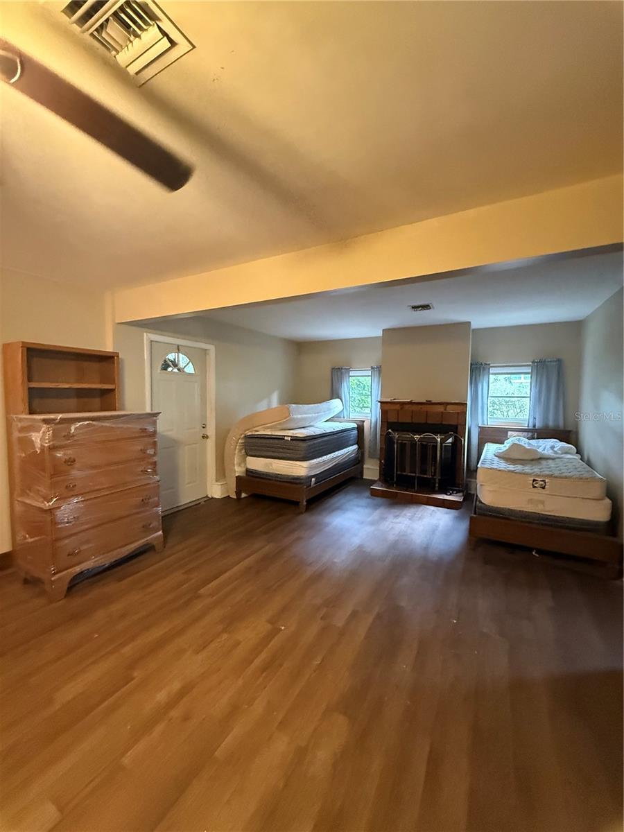 POINT PLEASANT UN 1 - Residential