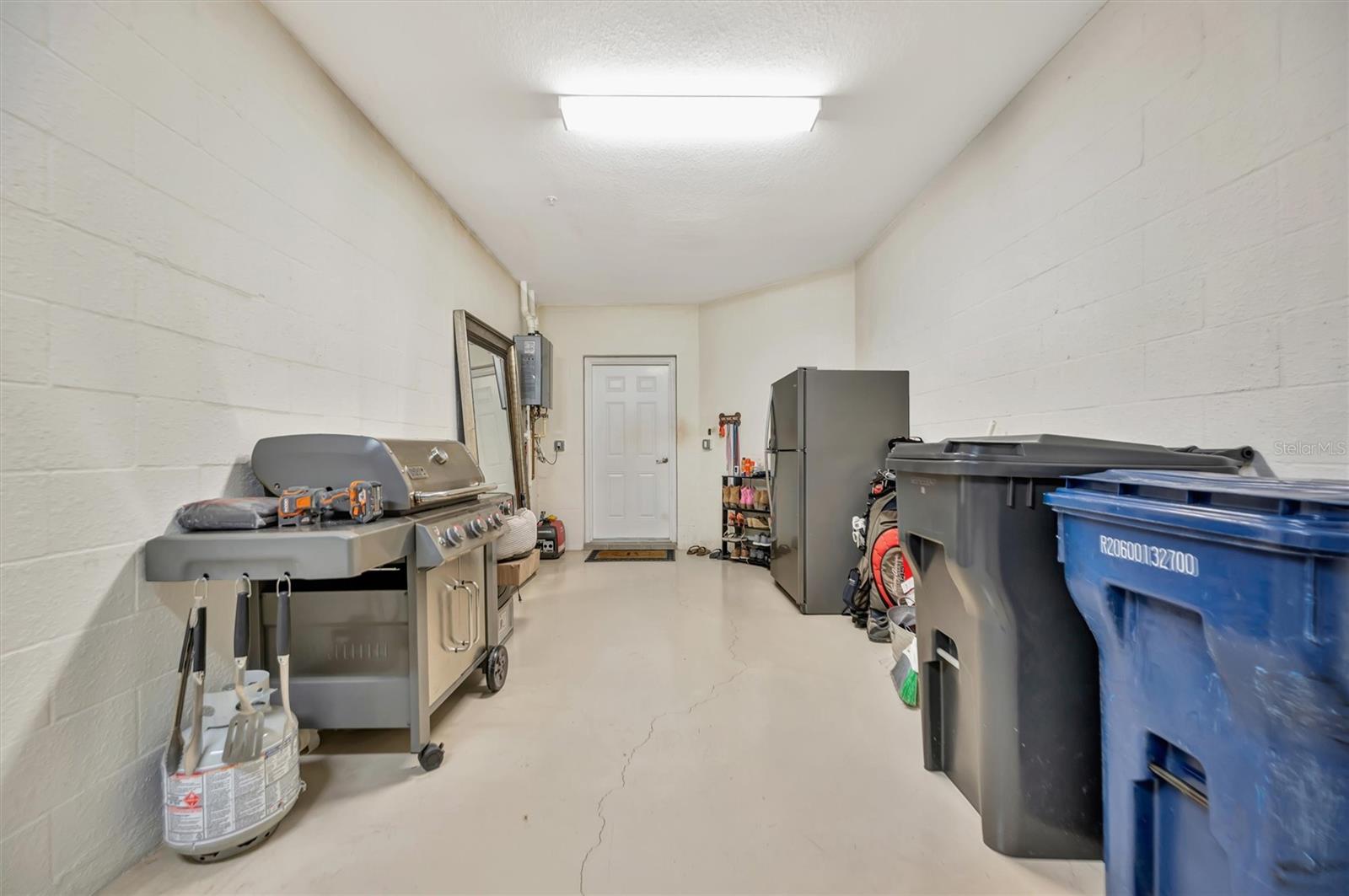 COACH HOMES III AT LAKEWOOD NATIONAL - Residential