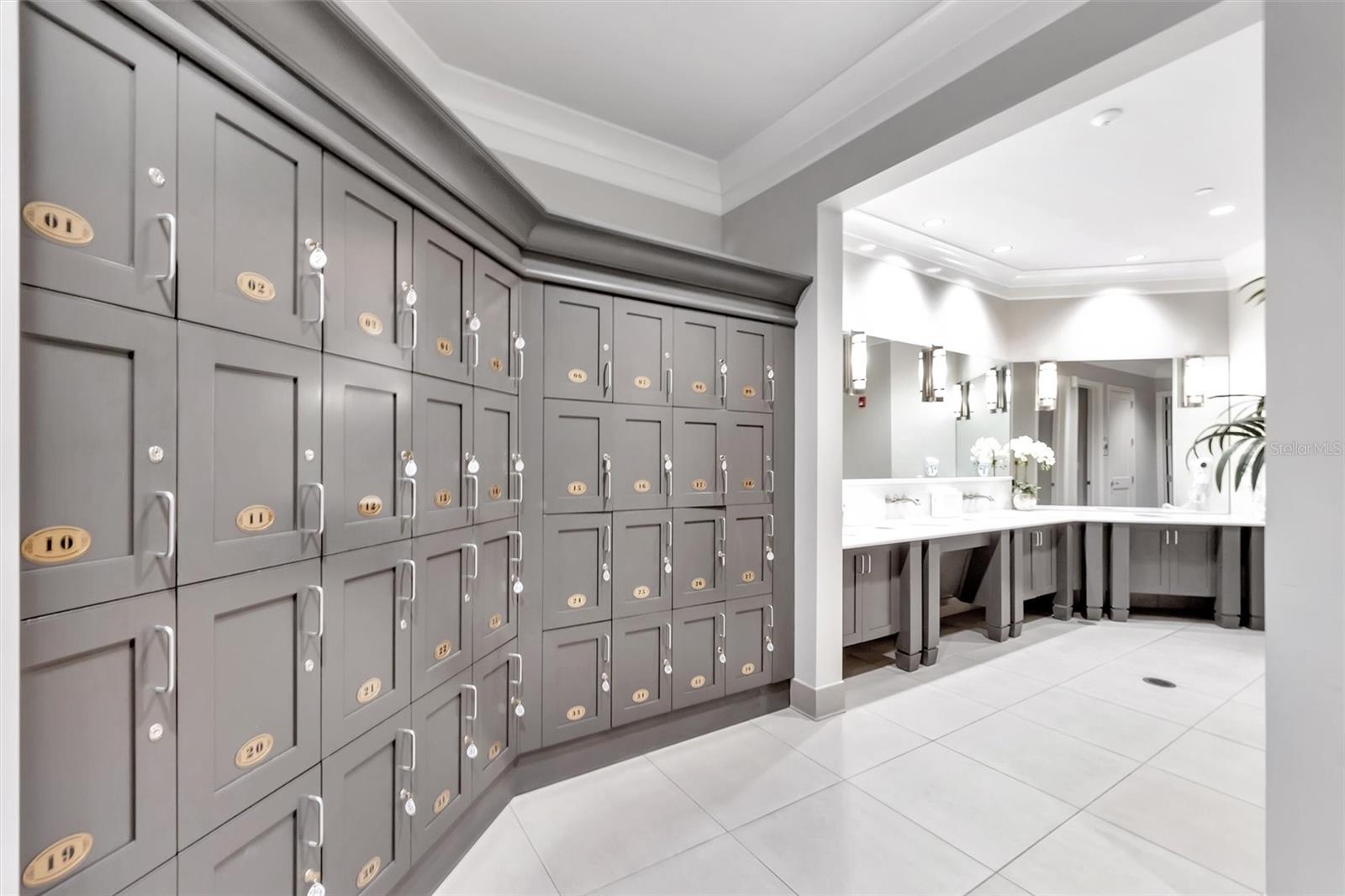 COACH HOMES III AT LAKEWOOD NATIONAL - Residential