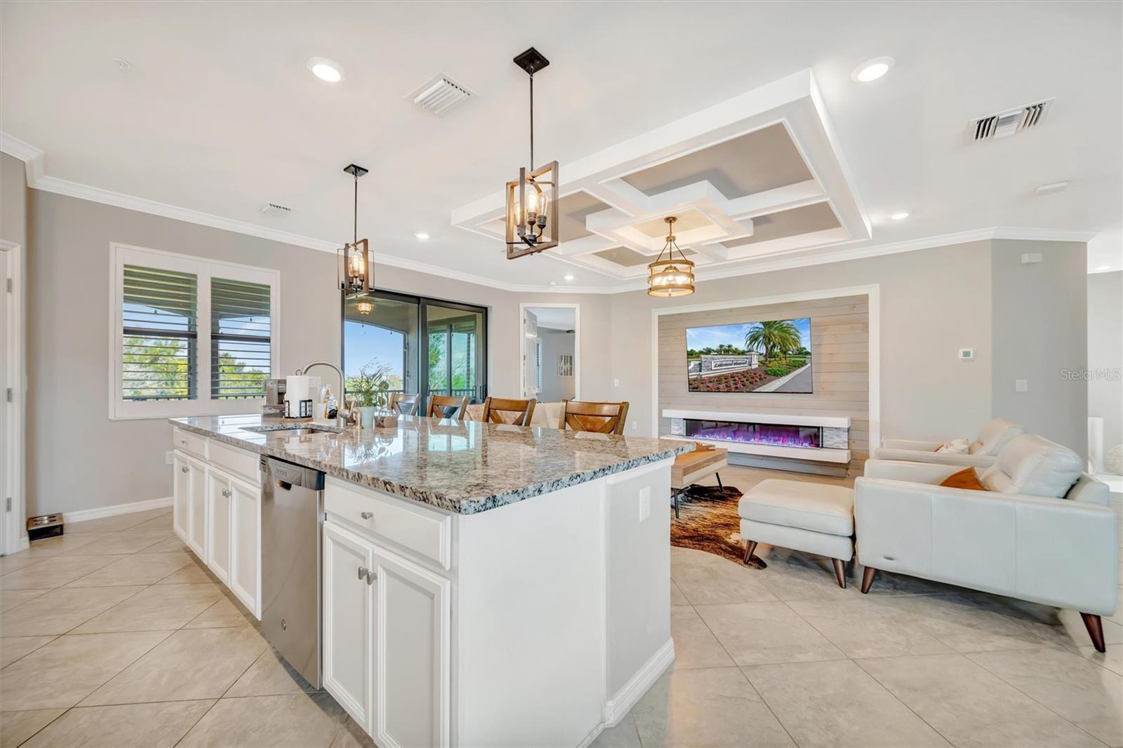 COACH HOMES III AT LAKEWOOD NATIONAL - Residential