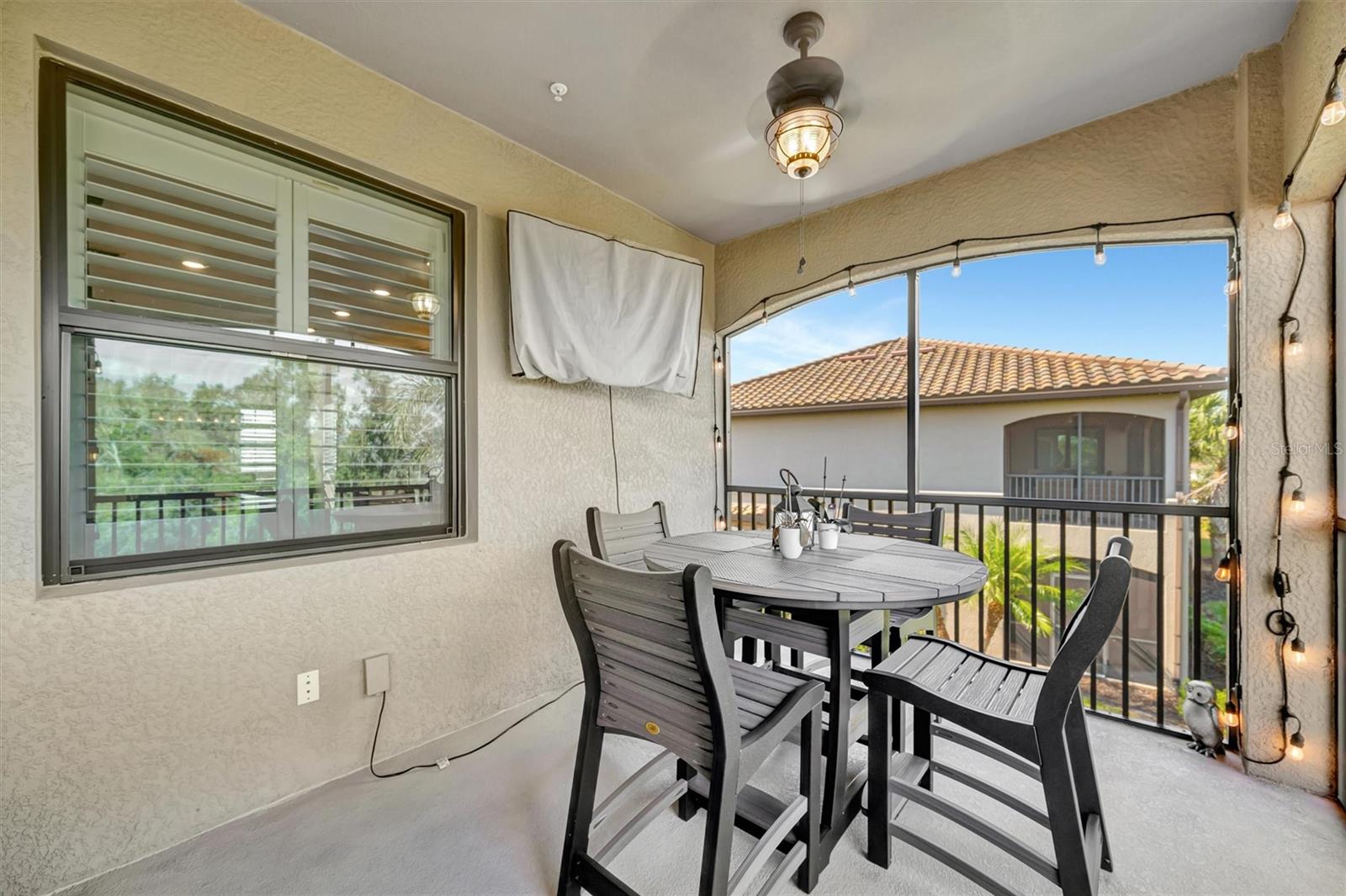 COACH HOMES III AT LAKEWOOD NATIONAL - Residential