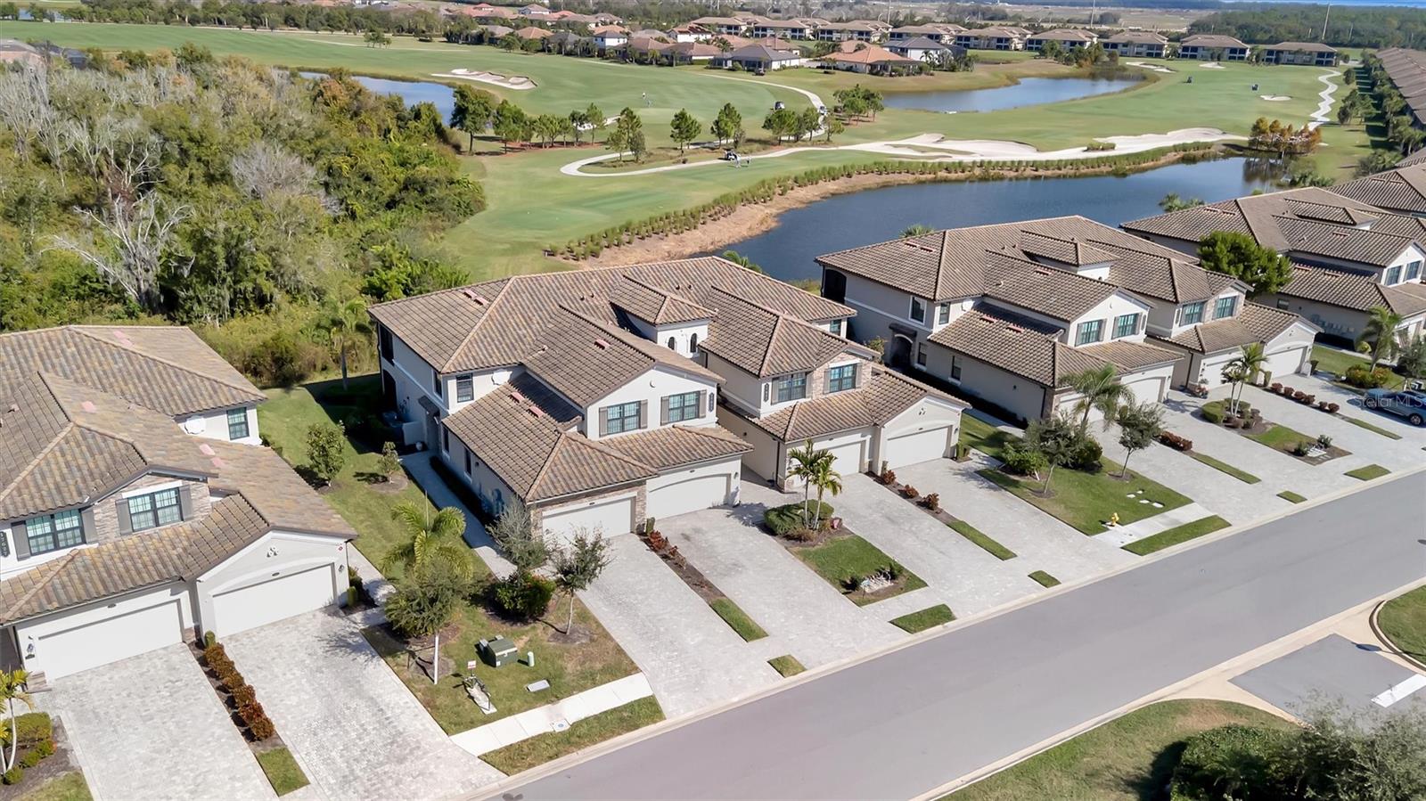 COACH HOMES III AT LAKEWOOD NATIONAL - Residential