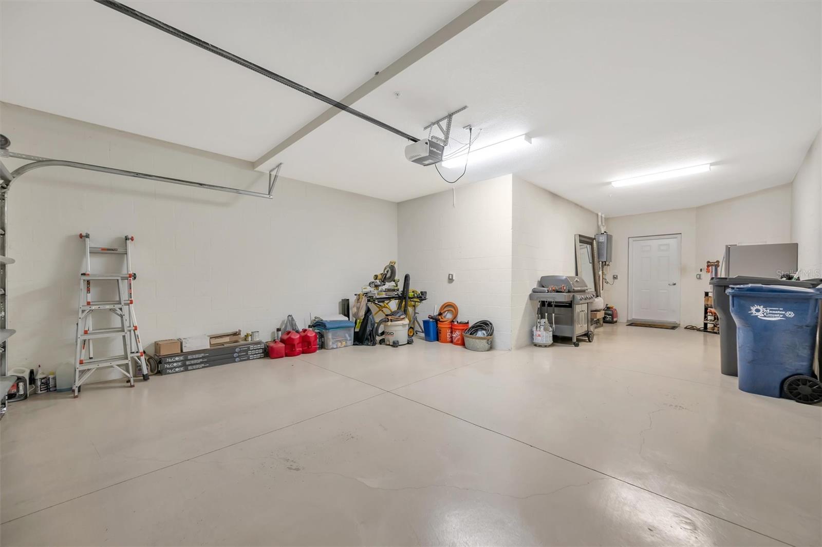 COACH HOMES III AT LAKEWOOD NATIONAL - Residential