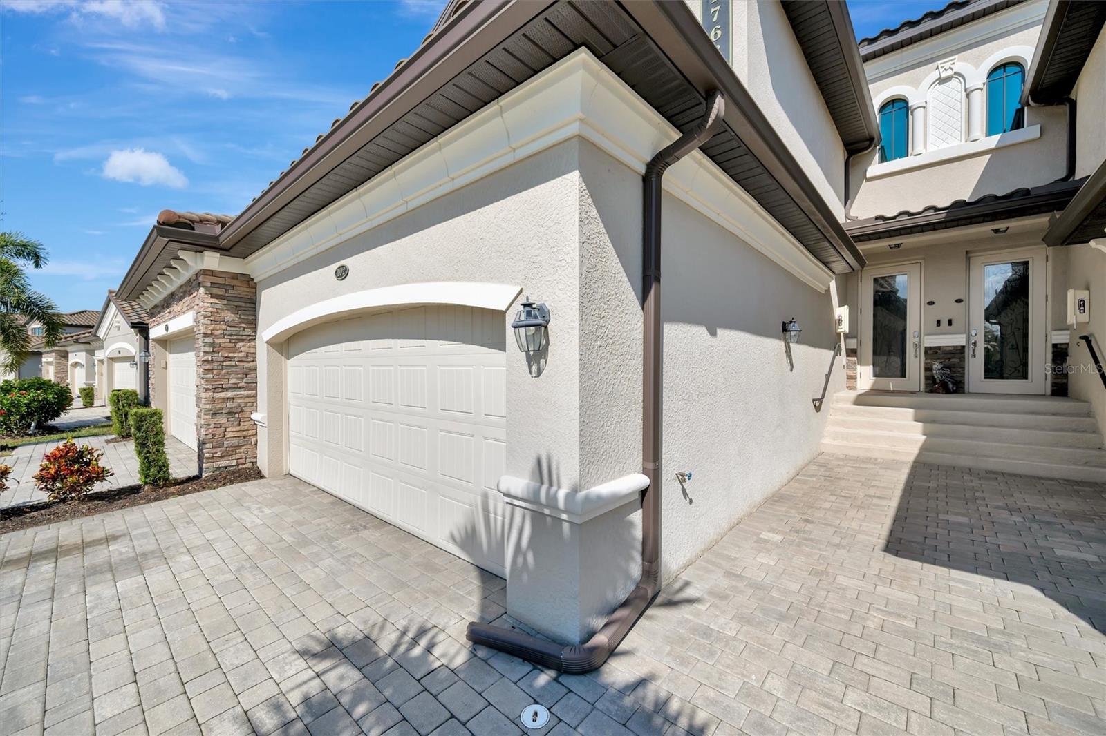 COACH HOMES III AT LAKEWOOD NATIONAL - Residential