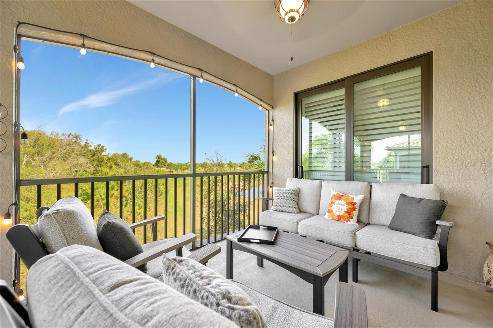 COACH HOMES III AT LAKEWOOD NATIONAL - Residential