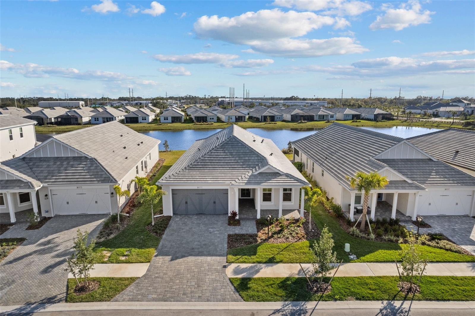 LAKEHOUSE COVE/WATERSIDE PHS 5 - Residential Lease