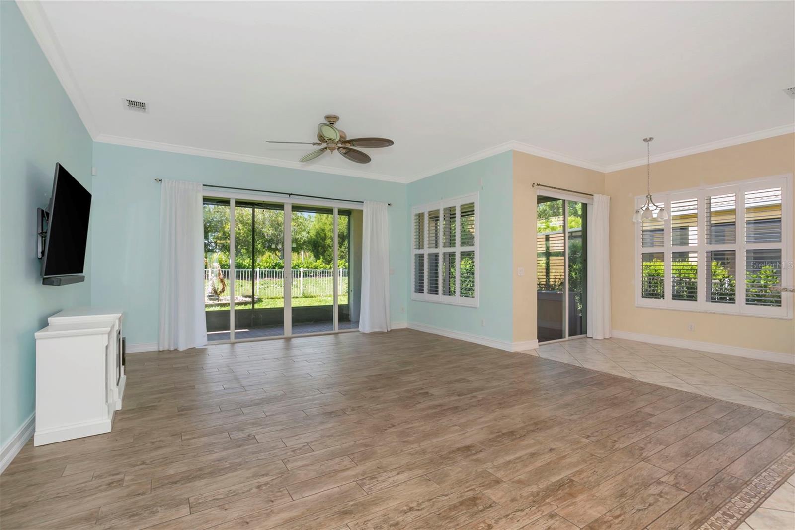 VALENCIA LAKES TR D PH 1 - Residential