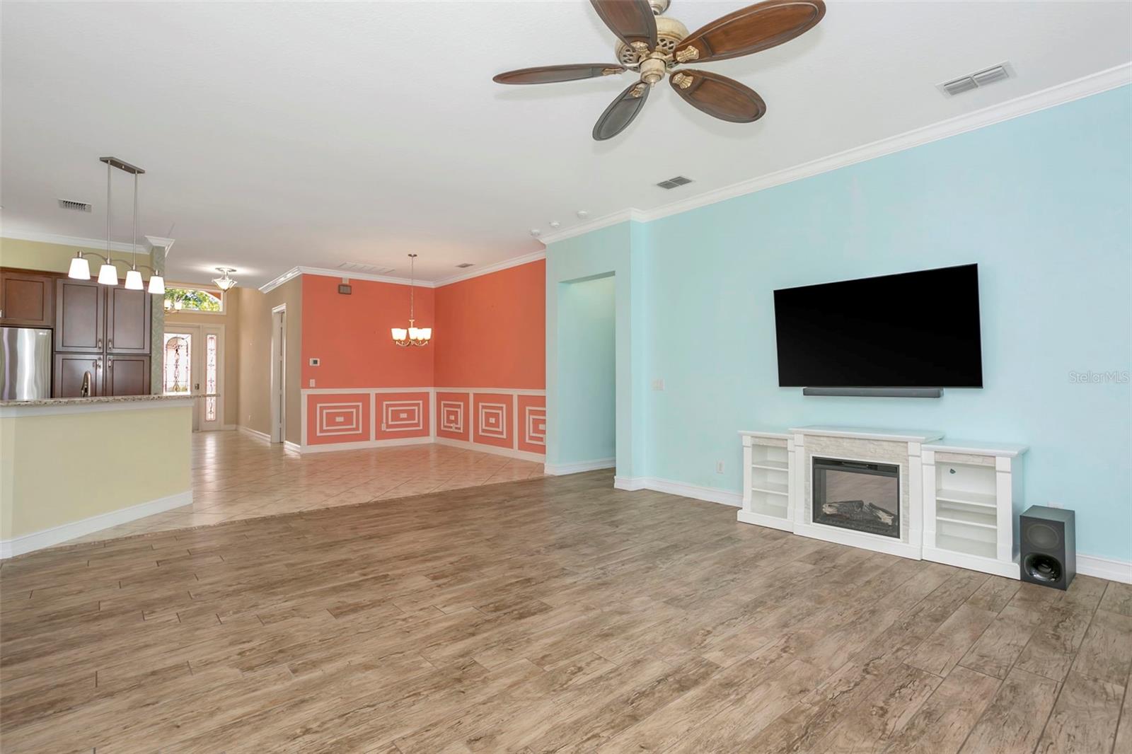 VALENCIA LAKES TR D PH 1 - Residential