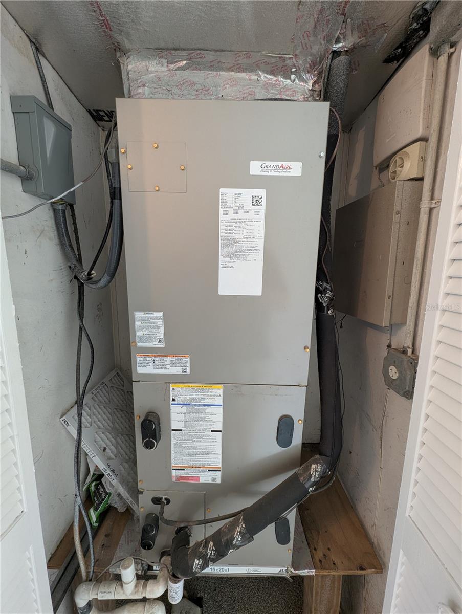 CLAIR MEL CITY UNIT 31 - Residential
