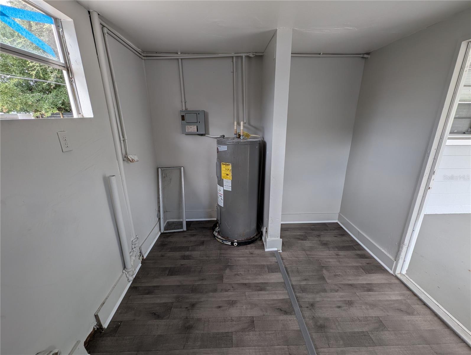 CLAIR MEL CITY UNIT 31 - Residential