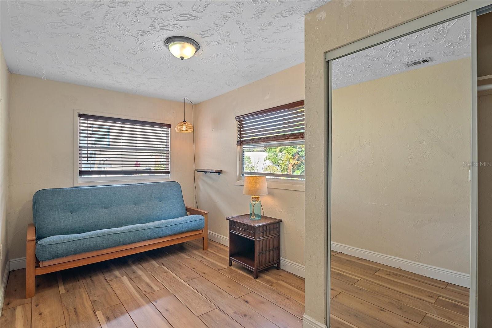 LOMA LINDA PARK - Residential