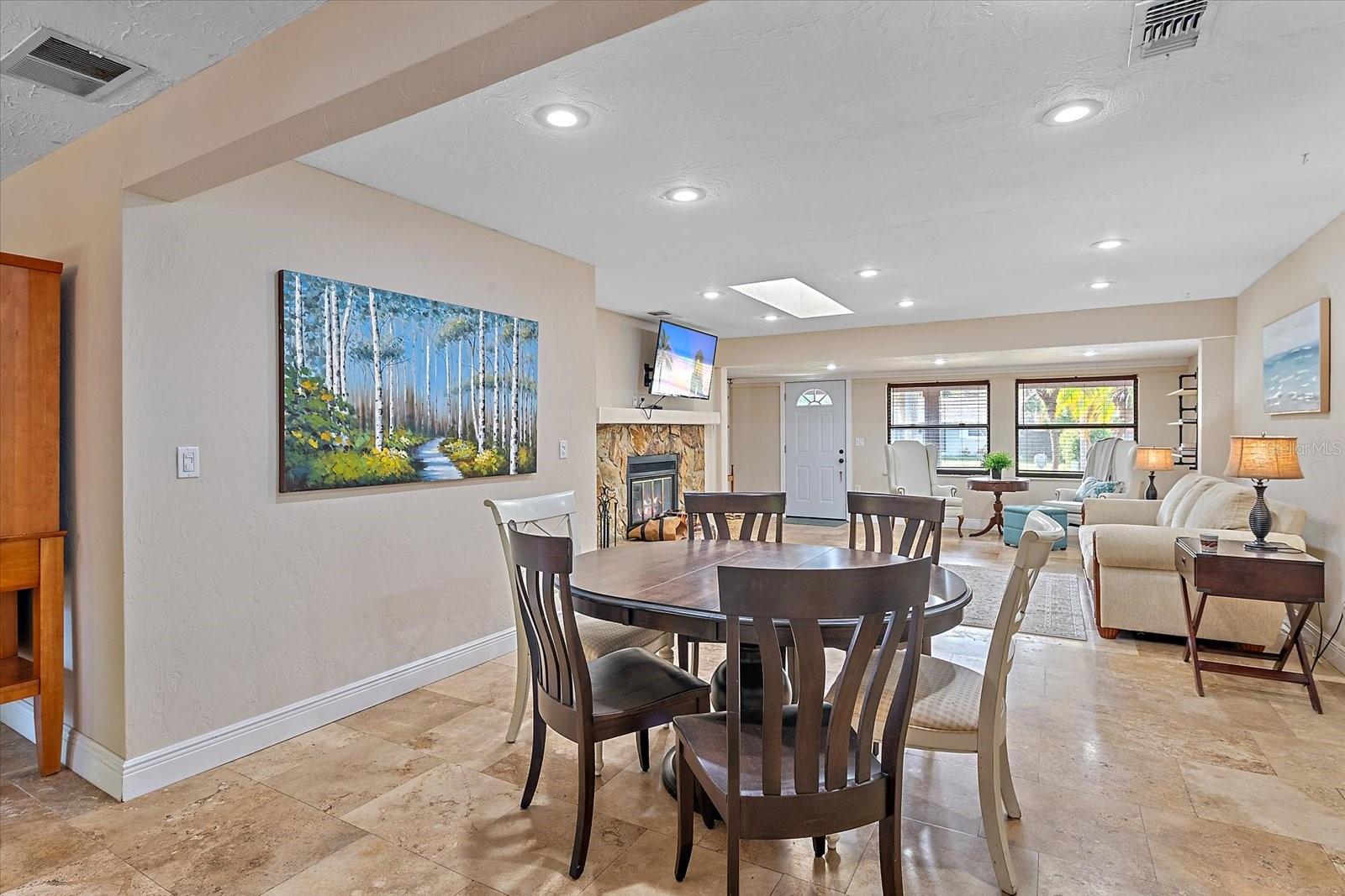 LOMA LINDA PARK - Residential