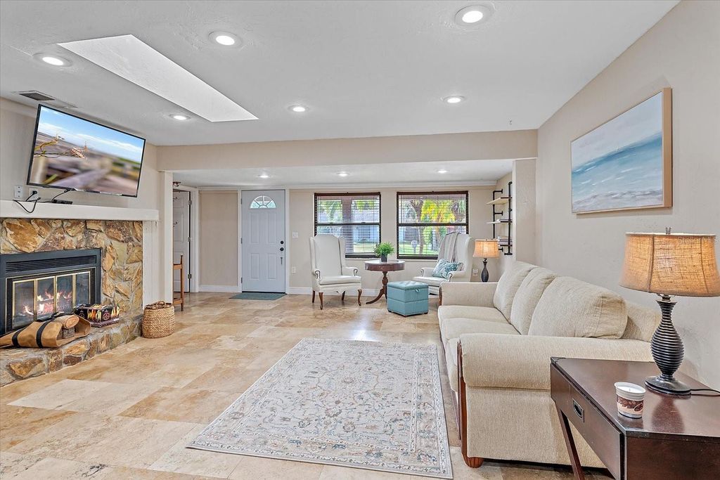 Photo of 2313 Loma Linda Street, Sarasota, FL 34239 (MLS # A4671821)